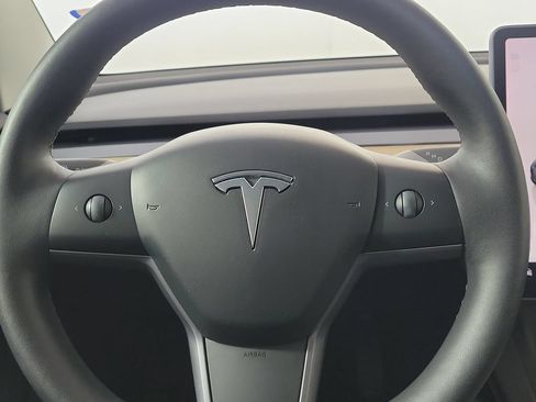 Used 2023 Tesla Model 3 Standard Range RWD image 13