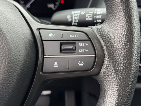 Used 2025 Honda HR-V LX image 22