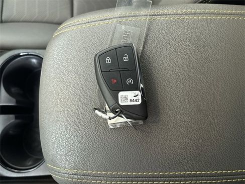 Certified 2023 Chevrolet Colorado ZR2 w/ ZR2 Convenience Package III image 32