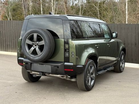 New 2026 Land Rover Defender 110 X-Dynamic SE AWD/4WD image 6