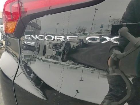 Used 2023 Buick Encore GX Preferred w/ Cold Weather Comfort Package image 5