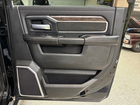 Used 2020 RAM 3500 Laramie image 68