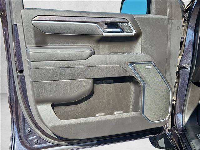 Used 2022 Chevrolet Silverado 1500 LTZ AWD/4WD image 11