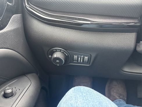 New 2026 Jeep Compass Latitude image 15