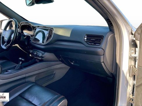 Used 2024 Dodge Durango GT image 16