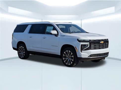 New 2026 Chevrolet Suburban High Country AWD/4WD image 8