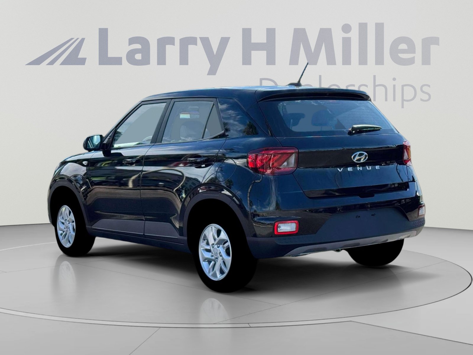 New 2026 Hyundai Venue SE FWD image 5