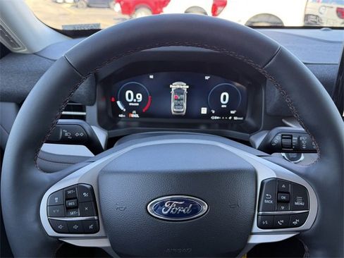 New 2026 Ford Explorer Active w/ Active Comfort Package image 24