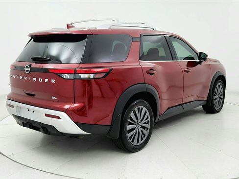 Used 2024 Nissan Pathfinder SL w/ SL Premium Package FWD image 5