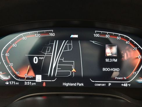 Used 2023 BMW 540i xDrive w/ M Sport Package image 12