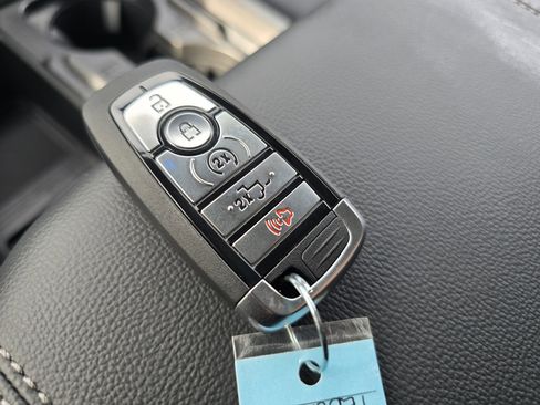 New 2026 Ford F250 Lariat image 38