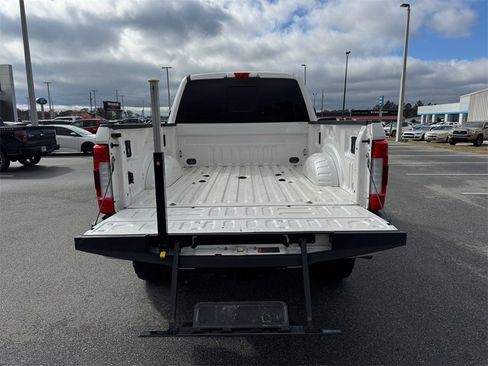 Used 2017 Ford F250 Platinum w/ Platinum Ultimate Package image 18