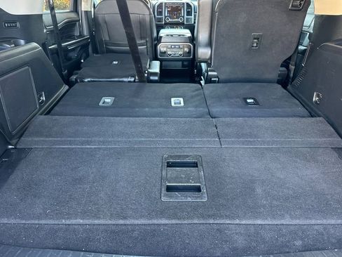 Used 2019 Ford Expedition Platinum image 20