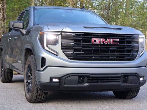 Used 2024 GMC Sierra 1500 Elevation AWD/4WD image 5