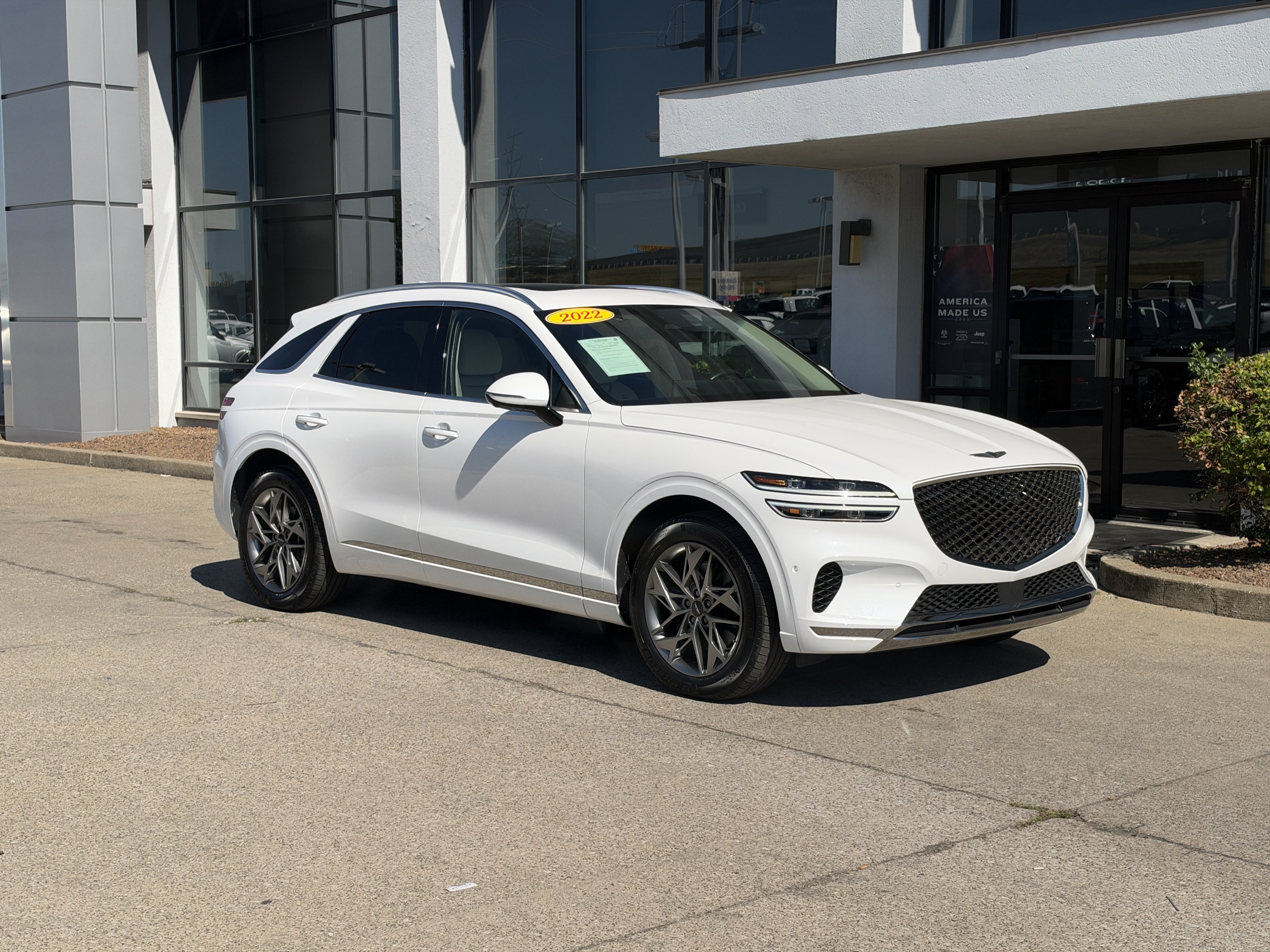 Used 2022 Genesis GV70 2.5T w/ Advanced Package AWD/4WD image 2