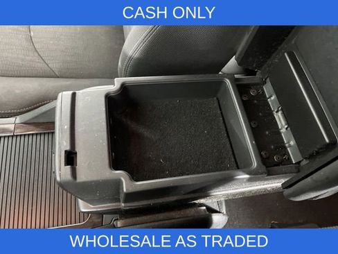 Used 2017 Chevrolet Traverse LT w/ Style and Technology Package image 27