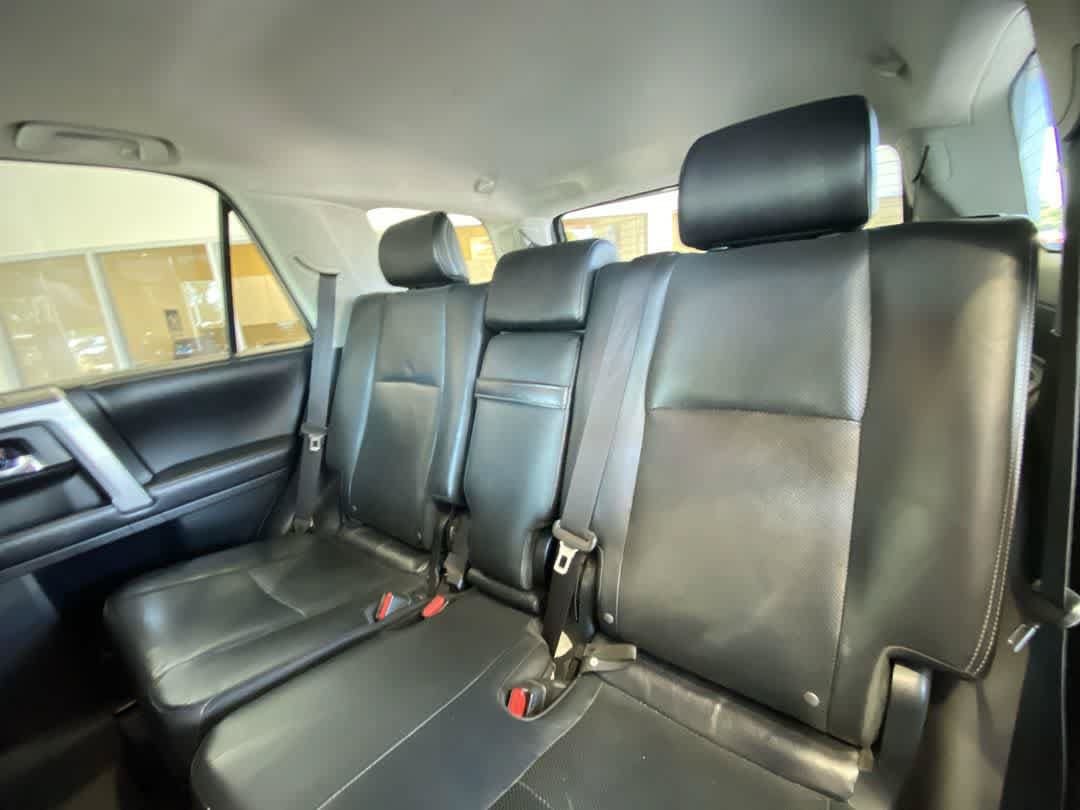 Used 2016 Toyota 4Runner Limited AWD/4WD image 24