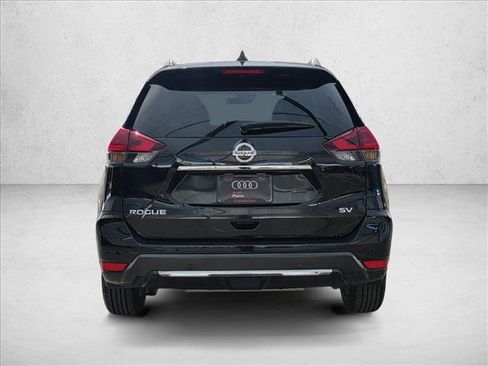 Used 2019 Nissan Rogue SV FWD image 6