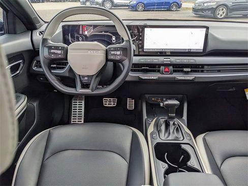 Used 2025 Kia K4 GT-Line Turbo image 16