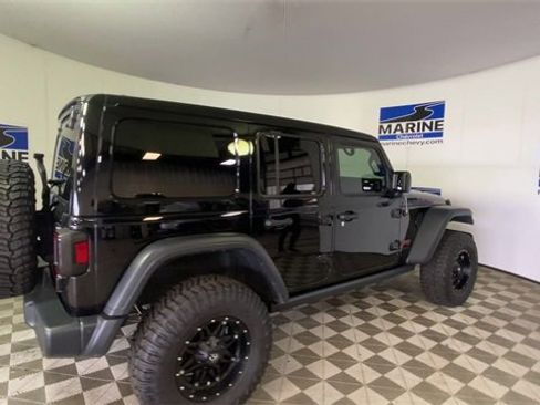 Used 2021 Jeep Wrangler Unlimited Rubicon image 2