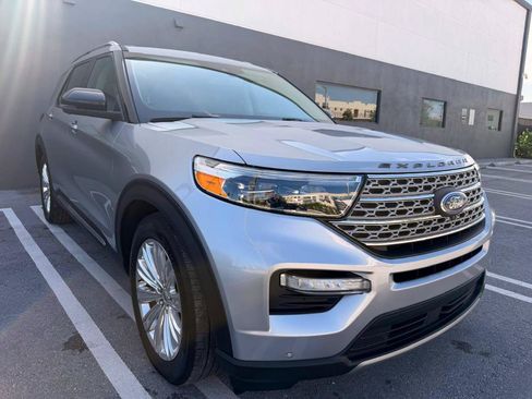 Used 2020 Ford Explorer Limited RWD image 7