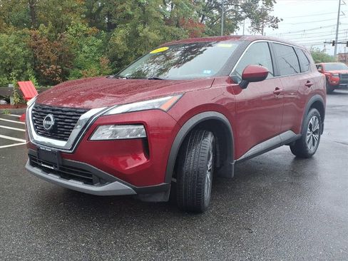 Used 2023 Nissan Rogue SV image 7