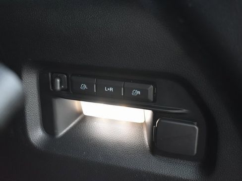 Used 2022 Ford Explorer Limited w/ Equipment Group 301A image 44