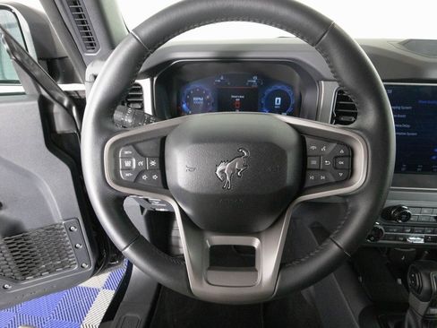 Used 2025 Ford Bronco Big Bend image 30