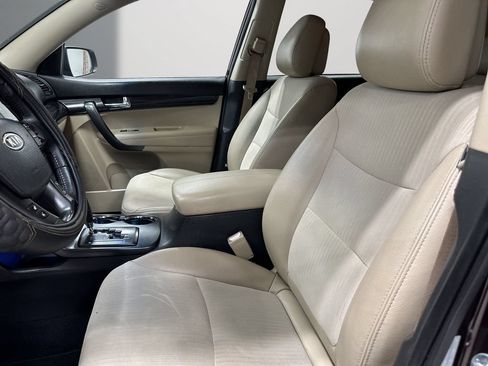 Used 2012 Kia Sorento EX FWD image 14