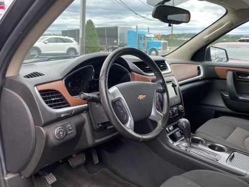 Used 2016 Chevrolet Traverse LT AWD/4WD image 11