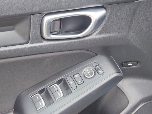 Used 2023 Honda Civic Sport image 18