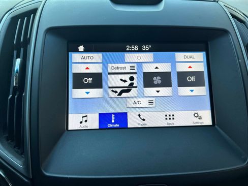 Used 2016 Ford Edge SE image 27