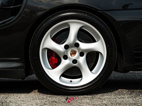 Used 2001 Porsche 911 Turbo AWD/4WD image 28