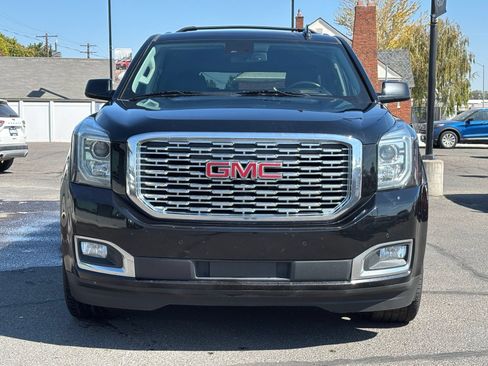 Used 2019 GMC Yukon Denali AWD/4WD image 2