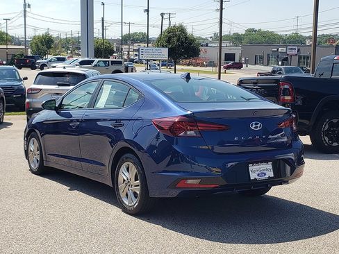 Used 2020 Hyundai Elantra Value Edition w/ Cargo Package (C1) FWD image 7
