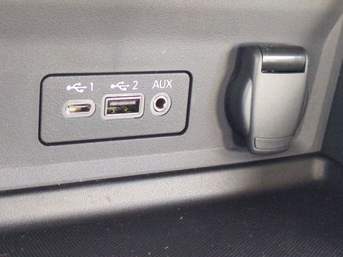 New 2025 Nissan Sentra SR image 22