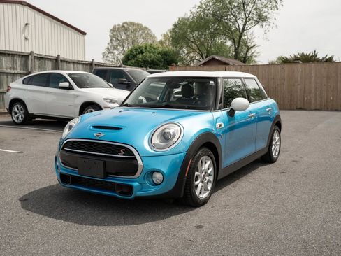 Used 2017 MINI Cooper S image 5