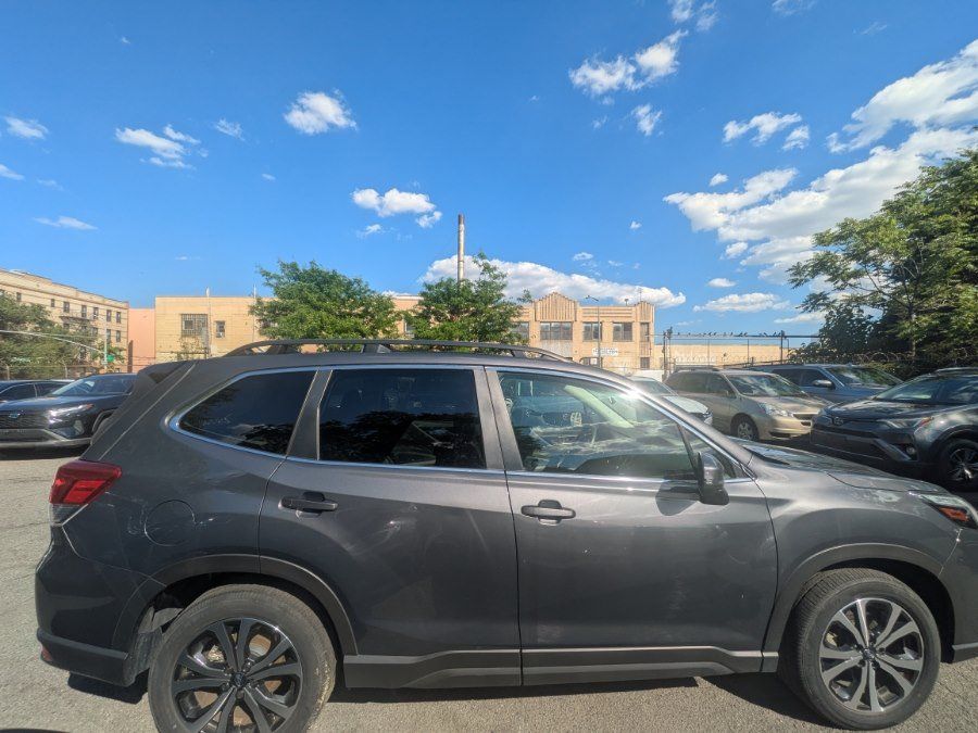 Used 2024 Subaru Forester Limited AWD/4WD image 14