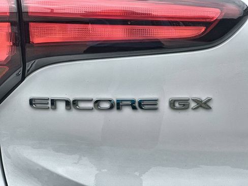 Certified 2024 Buick Encore GX Preferred w/ Comfort Package image 29