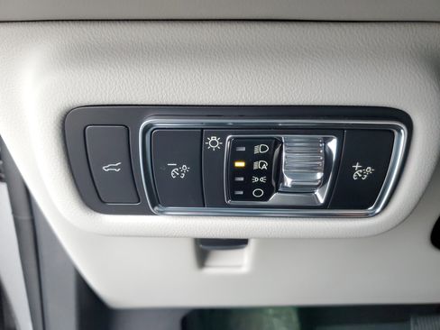 New 2026 Lincoln Nautilus Reserve w/ Jet Appearance Package image 14