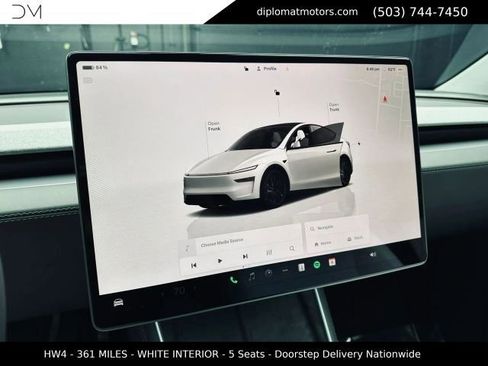 Used 2026 Tesla Model Y AWD image 31
