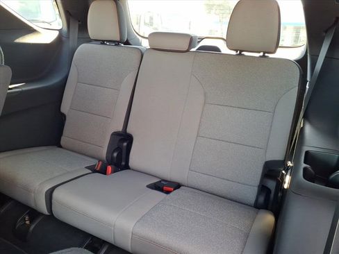 New 2026 Chevrolet Traverse LT image 12