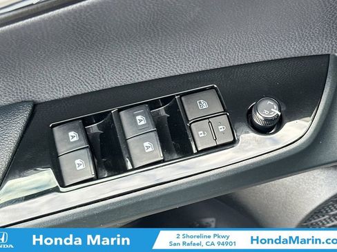 Used 2017 Toyota Prius Prime image 13