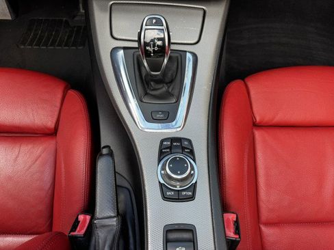 Used 2013 BMW 335is Convertible w/ Premium Pkg image 18