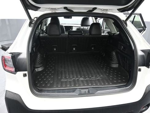 Used 2025 Subaru Outback Onyx Edition XT image 16