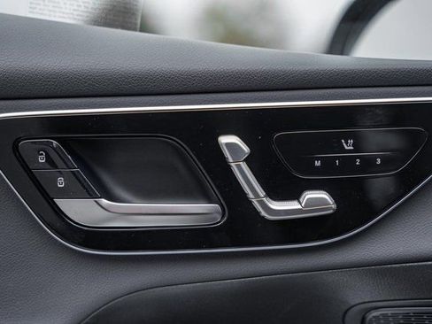 New 2026 Mercedes-Benz GLC 300 4MATIC image 37