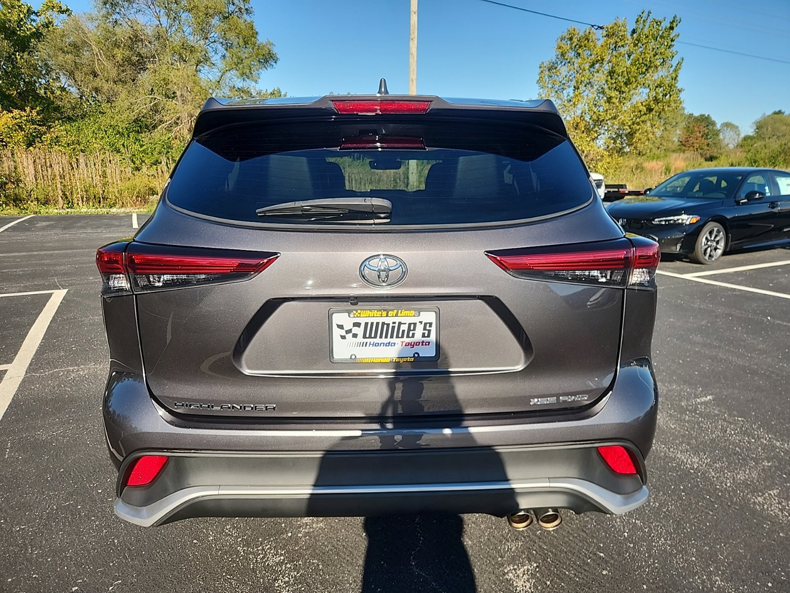 Used 2022 Toyota Highlander XSE AWD/4WD image 5