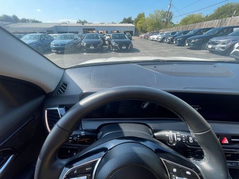 Used 2025 Kia Seltos S image 33