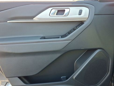 New 2026 Ford Explorer Active w/ Active Comfort Package image 10