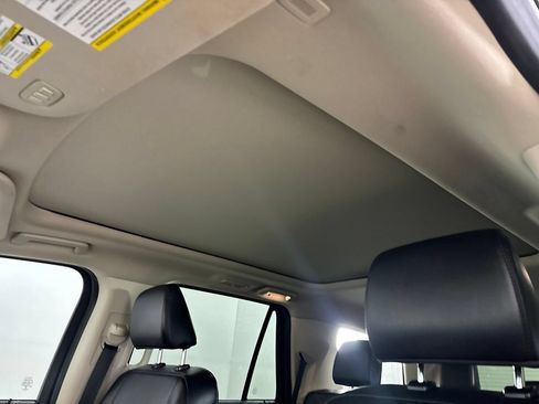 Used 2022 Ford Expedition XLT RWD image 9